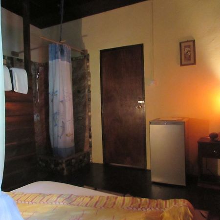 Rafjam Bed & Breakfast Kingston Buitenkant foto